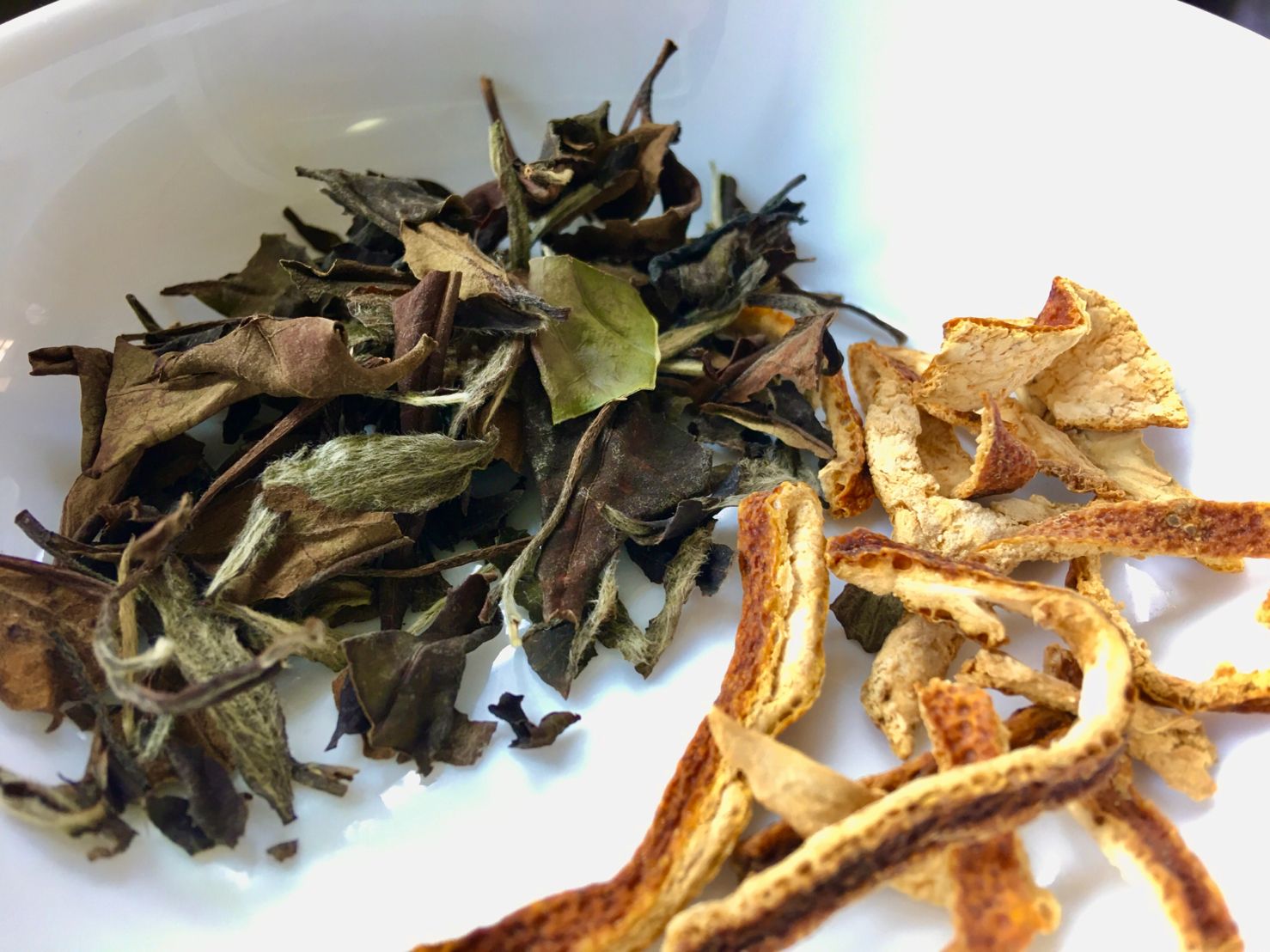 Gāo Shān Gòng Méi Chá, 高山贡茶, Gaoshan Gongmei Laobai Cha, High Mountain Tribute Eyebrow Old White Tea