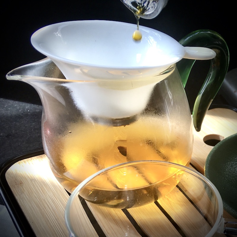 Fèng Jiǔ Dà Jīn Zhēn Diān Hóng Chá, 凤九大金针滇红茶, Feng Jiu Golden Needle Yunnan Black Tea